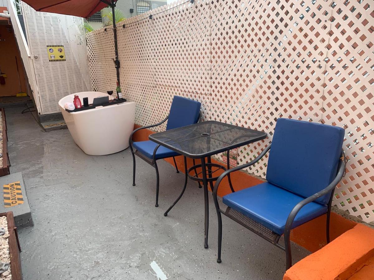 Levittown Lakes Extérieur photo